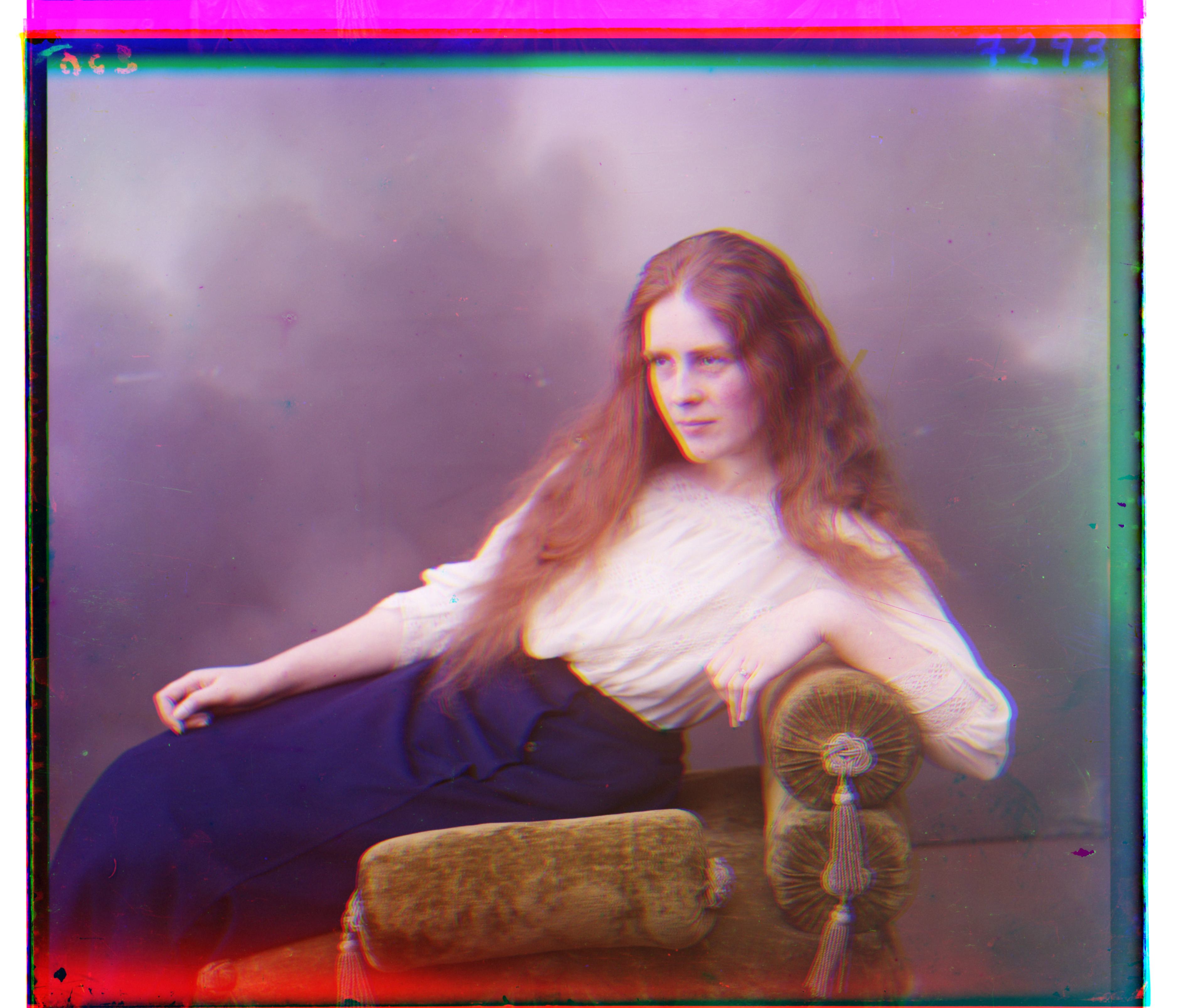 Lady Linear Autocontrast